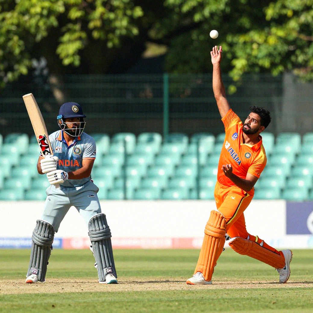 30 Off 30, Then 18 In Five: T20's Death Phase Is A Coaching Corridor Problem 30 Off 30, Then 18 In Five: T20's Death Phase Is A Coaching Corridor Problem